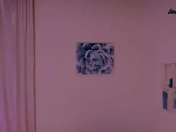 Candle_lz  live sex cam