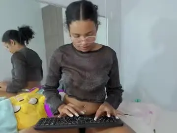 Chleo_wild  live sex cam