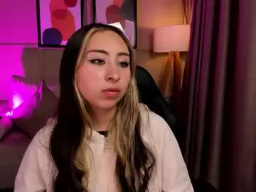 Cloe_martinez_  live sex cam