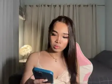 Lovely_briana1  live sex cam