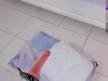 Nina_sweetz  live sex cam