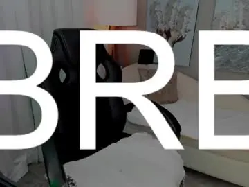 Priya_rose  live sex cam