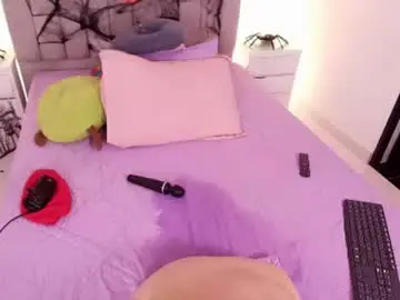 Twiggy_sw  live sex cam