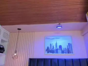 Viiolett_lee  live sex cam