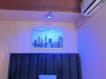 Viiolett_lee  live sex cam