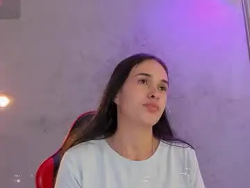 Alice__susan  live sex cam