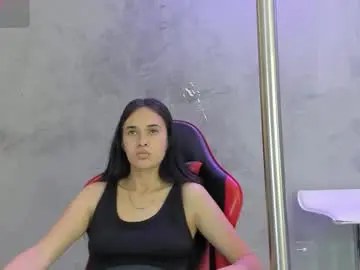 Alice__susan  live sex cam