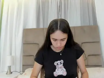 Alice__susan  live sex cam