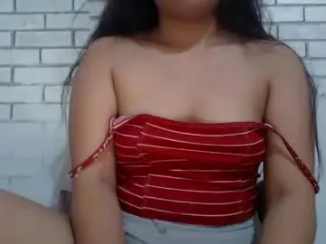 Chubbylicious_angel18  live sex cam