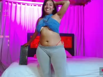 Coco_macr  live sex cam