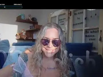 Dd_delish  live sex cam