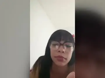 Geysinha20  live sex cam