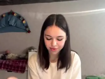 Illaauyeung  live sex cam