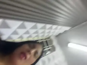 Isabellasanto  live sex cam