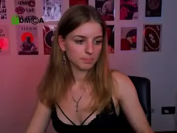 Kiara_belle  live sex cam