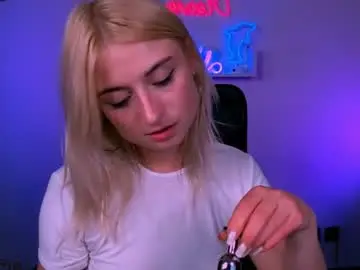 Kiara_belle  live sex cam