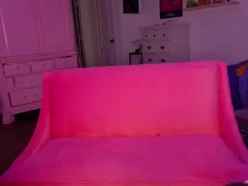 Lessclothesmorefunn  live sex cam