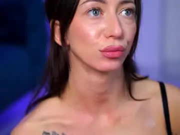 Mayahipnoteyes  live sex cam