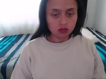 Negrita_25  live sex cam