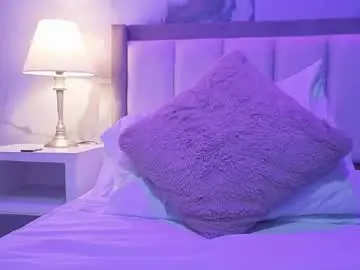 Tania_smith_18  live sex cam