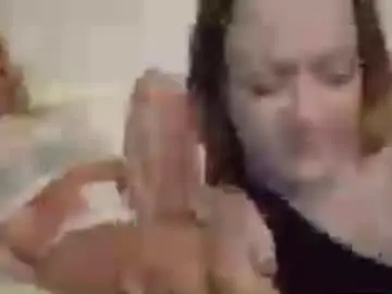 Twohotmilfs  live sex cam