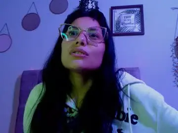 Valkiry_  live sex cam