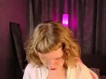 Violetxdesire  live sex cam
