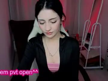 Witavaron  live sex cam