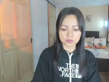 Carlin1511  live sex cam