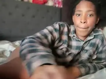 Cum2charmxx  live sex cam