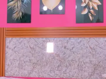 Ebonyndsavage  live sex cam