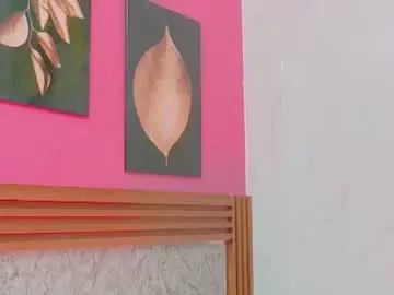 Ebonyndsavage  live sex cam