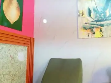 Ebonyndsavage  live sex cam