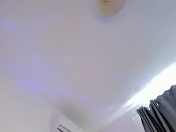 Itsbellax  live sex cam