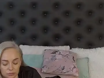 Jaquelinemerlot  live sex cam