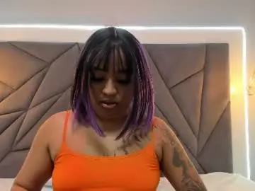 Julietarizof  live sex cam
