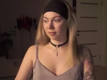 Justbarbie  live sex cam