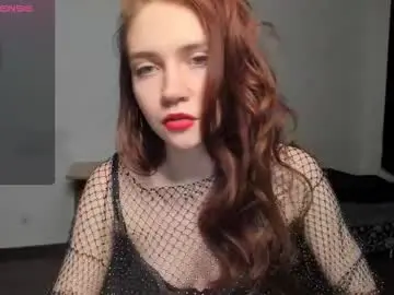 Kitsunemoon  live sex cam