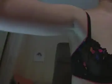 Lorafoxy  live sex cam