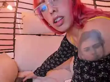 Mera_robert  live sex cam