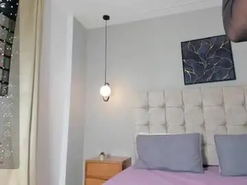 Mia_dolls18  live sex cam