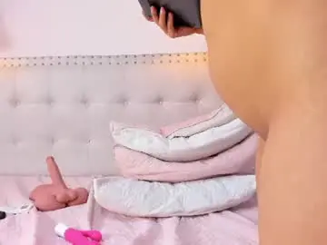 Mia_dolls18  live sex cam