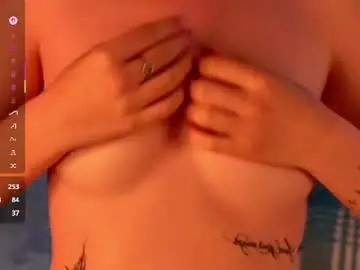 Milstar  live sex cam