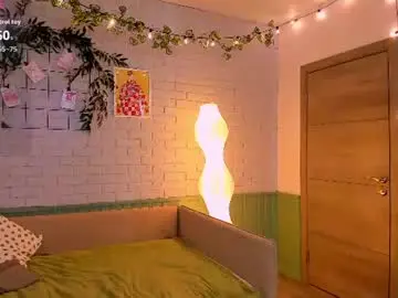 Miraiaki  live sex cam