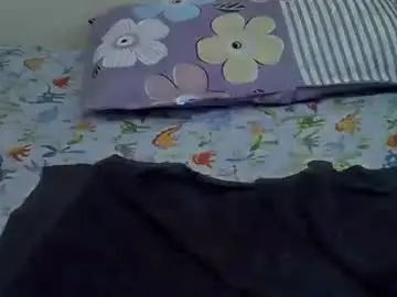 Pengcaramell2  live sex cam