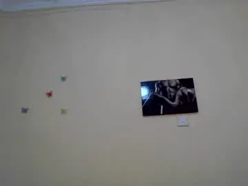 Pengcaramell2  live sex cam