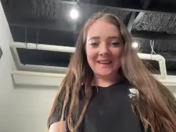 Red_headwinter  live sex cam