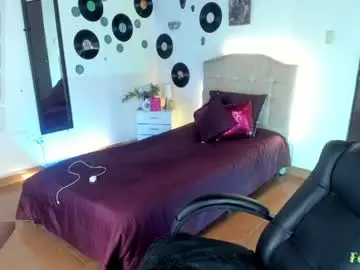 Vampirella_crazy  live sex cam