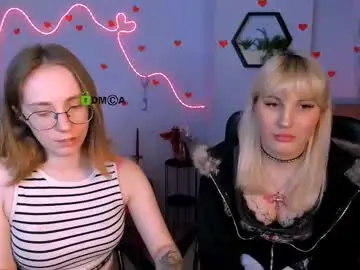 Adelina_riley  live sex cam