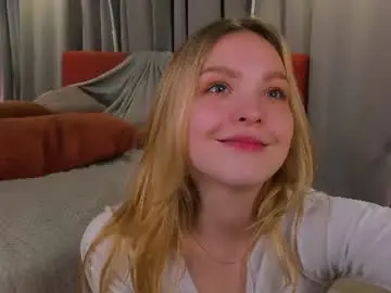 Alice_tucci  live sex cam